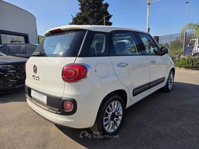 Fiat 500L 1.3 Multijet 95 CV Lounge Bianco usata Taranto