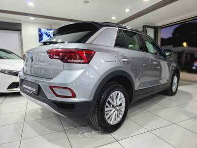 Volkswagen T-Roc NEW 2.0 TDI 115CV Bi Color Life Navi  Virtual Grigio usata Mirabella Imbaccari