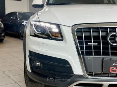 Audi Q5 2.0 TDI 170CV quattro S tronic *OFFROAD PACK* Bianco usata Cassina de' Pecchi