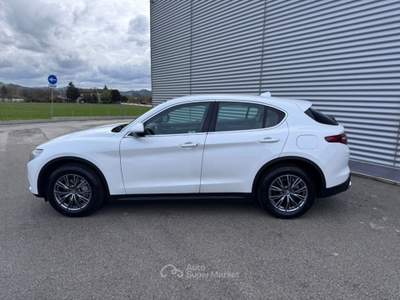Alfa Romeo Stelvio 2.2 Turbodiesel perla 210 CV AT8 Q4 Super 4x4 4WD Bianco usata Sant'Angelo in vado