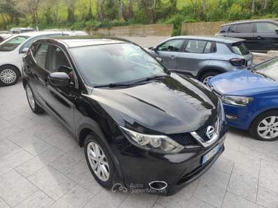 Nissan Qashqai 1.5 dCi Bus. 110cv_VENDUTA Nero usata Cappelle sul Tavo