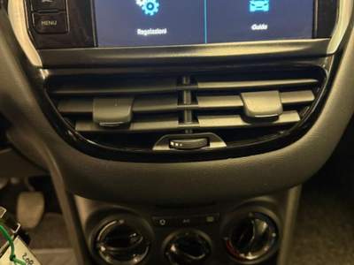 Peugeot 208 1° serie PureTech 82 5 porte Active Bianco usata Siena
