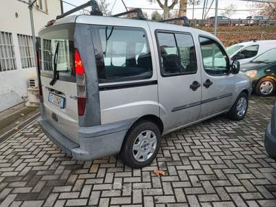 Fiat Doblò Doblo 1.9 JTD 5 posti Argento usata Padova