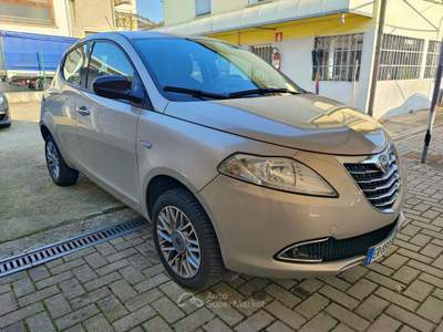 Lancia Ypsilon con 26 Euro 450 km Bronzo usata Padova