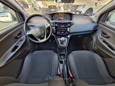 Lancia Ypsilon con 26 Euro 450 km Bronzo usata Padova