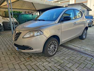 Lancia Ypsilon con 26 Euro 450 km Bronzo usata Padova