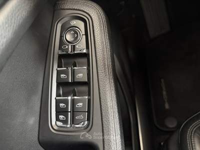 Porsche Macan Autovettura in eccellenti condizioni, tutta tagliandata Porsche Nero usata VILLORBA