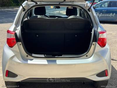 Toyota Yaris Yaris 1.0 72 CV 5p. Active Grigio usata Bernalda