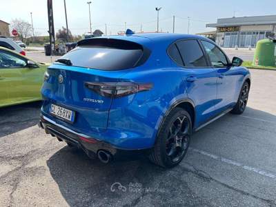 Alfa Romeo Stelvio Stelvio 2023 2.2 t Competizione Q4 210cv auto Blu/Azzurro usata Calerno di Sant'Ilario d'Enza