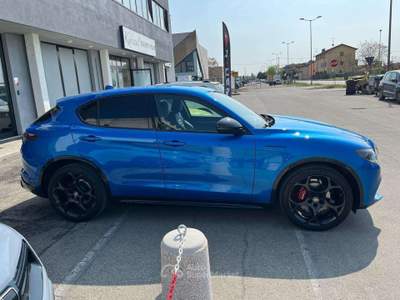 Alfa Romeo Stelvio Stelvio 2023 2.2 t Competizione Q4 210cv auto Blu/Azzurro usata Calerno di Sant'Ilario d'Enza