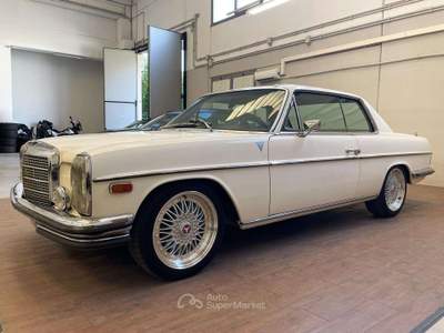 Mercedes-Benz Classe G 250 C C115 8 COUPE' MECCANICA E CICLISTICA COMPLETAMENTE RIFATTA COMPRESI CERCHI IN LEGA ORIGINALI BAROCK DEL '69 Bianco usata Botticino