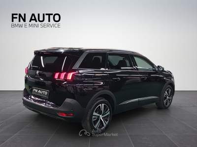 Peugeot 5008 S&S EAT8 Allure AUTOCARRO N1 Nero usata Torino