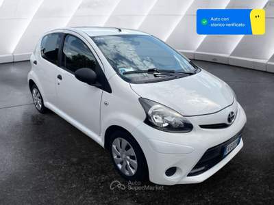 Toyota Aygo 1.0 VVT-i Active Connect Bianco usata Gerenzano