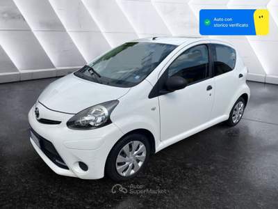 Toyota Aygo 1.0 VVT-i Active Connect Bianco usata Gerenzano