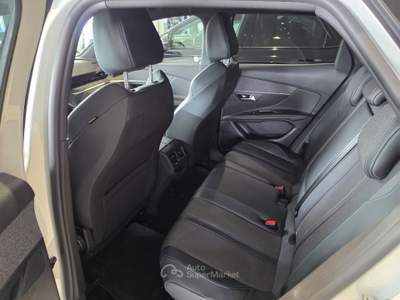 Peugeot 3008 BlueHDI 130 EAT8 S&S Allure Pack Bianco usata Salerno
