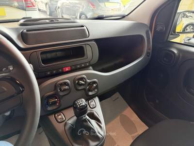 Fiat Pandina 1.0 FireFly 65cv S&S 6m Hybrid Pop Giallo usata Salerno