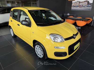 Fiat Pandina 1.0 FireFly 65cv S&S 6m Hybrid Pop Giallo usata Salerno