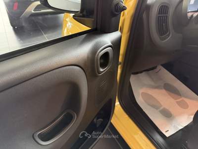 Fiat Pandina 1.0 FireFly 65cv S&S 6m Hybrid Pop Giallo usata Salerno