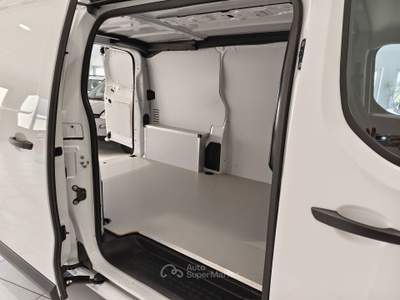 Peugeot Expert Expert long 2.0 Bluehdi 140cv S&S PL-TN FURGONE STANDARD*3 POSTI*CORTO* Bianco usata Alto Reno Terme