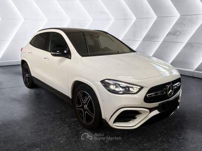 Mercedes-Benz GLA GLA 200 d AMG Line Adv Plus Bianco usata Napoli