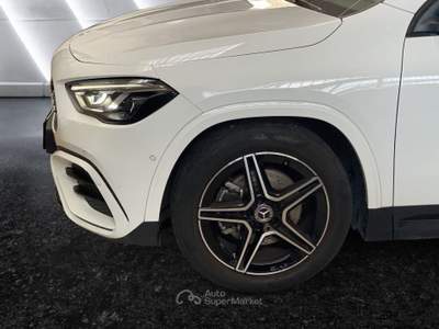 Mercedes-Benz GLA GLA 200 d AMG Line Adv Plus Bianco usata Napoli