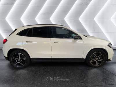 Mercedes-Benz GLA GLA 200 d AMG Line Adv Plus Bianco usata Napoli