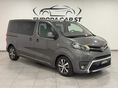 Toyota Proace 2.0D 150Cv S&S M/T L1 D Luxury Grigio usata Caresanablot