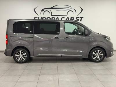 Toyota Proace 2.0D 150Cv S&S M/T L1 D Luxury Grigio usata Caresanablot