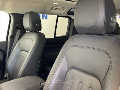 Land Rover Defender 3.0 D6 200 110 SE AWD auto.CONTO VENDITA usata Sava