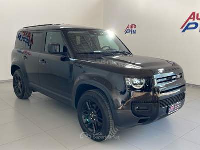 Land Rover Defender 3.0 D6 200 110 SE AWD auto.CONTO VENDITA usata Sava