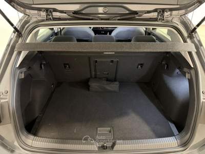 Volkswagen Golf 1.0 eTSI 110cv EVO Life DSG Grigio usata Caresanablot