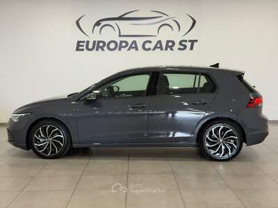 Volkswagen Golf 1.0 eTSI 110cv EVO Life DSG Grigio usata Caresanablot