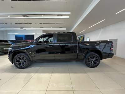 Dodge RAM RAM 1500 QUAD CAB MID BOX 5.7 HEMI V8 AUT (295KW) Nero usata Forlì