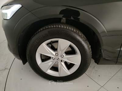Volvo XC60 Xc60 2.0 b4 momentum awd auto Nero usata Porto Mantovano