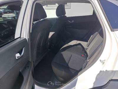 Hyundai Kona Kona 1.0 t-gdi 48v xline safety pack 120cv Bianco usata Cuneo