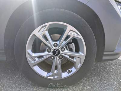 Hyundai Kona Kona 1.0 t-gdi 48v xline safety pack 120cv Bianco usata Cuneo