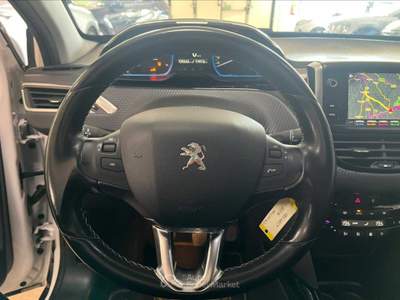 Peugeot 2008  1.6 allure  Bianco usata Cuneo