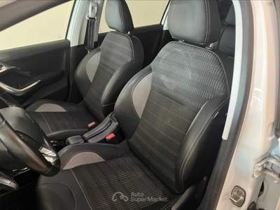 Peugeot 2008  1.6 allure  Bianco usata Cuneo