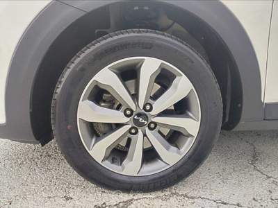 Kia Stonic  1.0 urban techno&design pack Bianco usata Cuneo