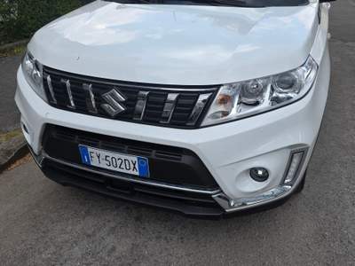 Suzuki Vitara unico proprietario -sensore parcheggio anteriore Bianco usata montevarchi