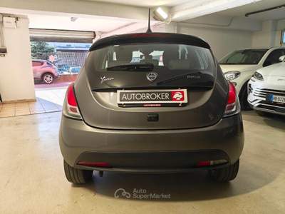 Lancia Ypsilon Ypsilon 1.0 FireFly 5 porte S&S Hybrid Gold Grigio usata RENDE