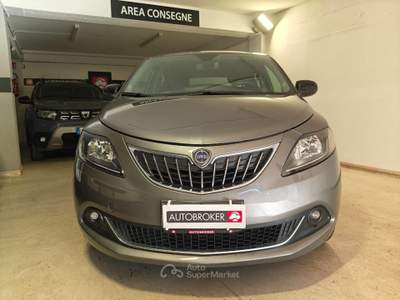Lancia Ypsilon Ypsilon 1.0 FireFly 5 porte S&S Hybrid Gold Grigio usata RENDE