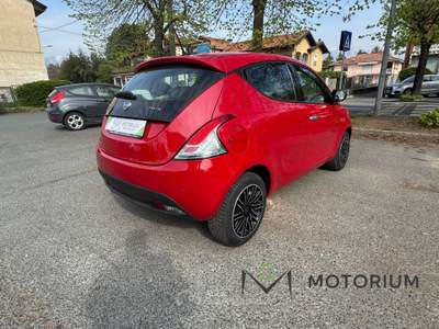 Lancia Ypsilon 1.0 firefly hybrid Silver s&amp;s 70cv 5p.ti Rosso usata Rivarolo Canavese