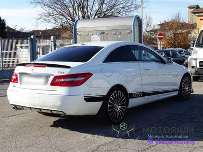 Mercedes-Benz Classe E CDI Coupé BlueEFFICIENCY Avantgarde Bianco usata Cesena