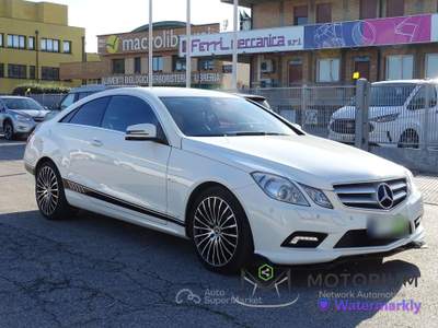 Mercedes-Benz Classe E CDI Coupé BlueEFFICIENCY Avantgarde Bianco usata Cesena