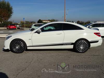 Mercedes-Benz Classe E CDI Coupé BlueEFFICIENCY Avantgarde Bianco usata Cesena