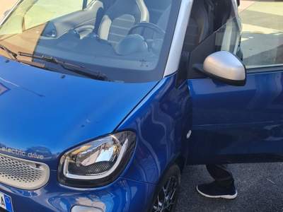 Smart ForTwo CABRIO Blu/Azzurro usata Napoli