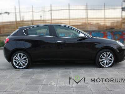 Alfa Romeo Giulietta 1.6 jtdm Super 120cv Nero usata Napoli