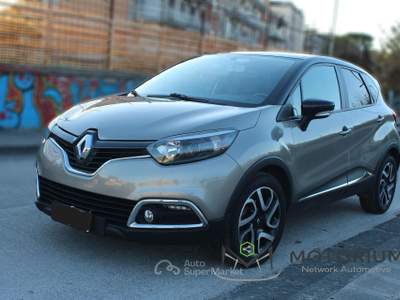 Renault Captur 1.5 DCI S&amp;S ENERGY R-LINK Rosso usata Napoli