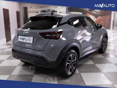 Nissan Juke 1.0 DIG-T N-Connecta 114CV DCT Grigio usata Latina